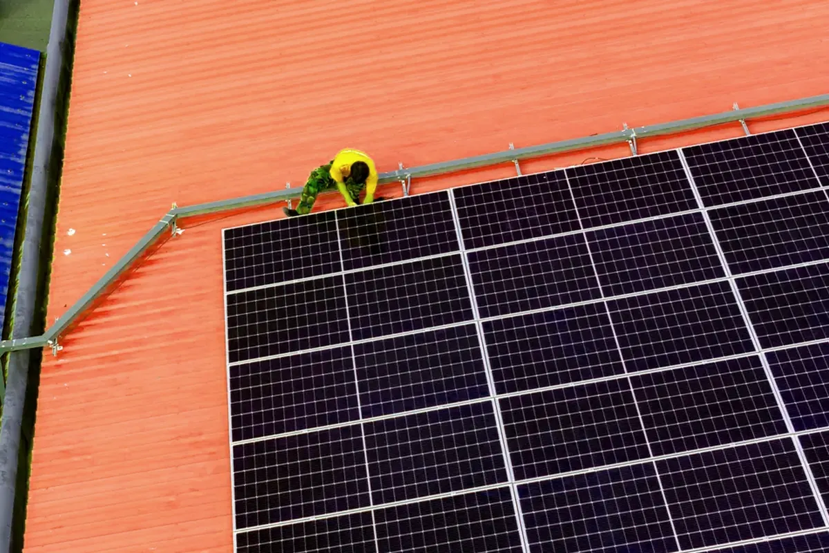 Placas solares en un piso de Guadalajara: cómo llevarlo a la comunidad